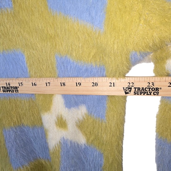 Artistic Works by Lu Womans Fuzzy Checkered Star Knit Sweater Green Blue Medium - Picture 10 of 11